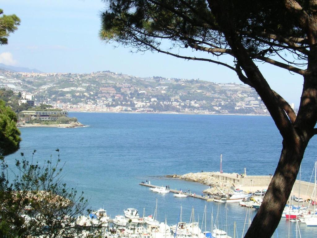 Hotel Duarte Bordighera Eksteriør bilde